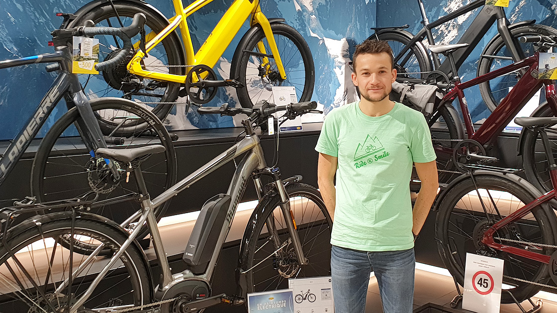 Loran Voirin è amministratore di Veloland a Montagny-près-Yverdon. Ci ha consigliato come scegliere l’e-bike ideale.